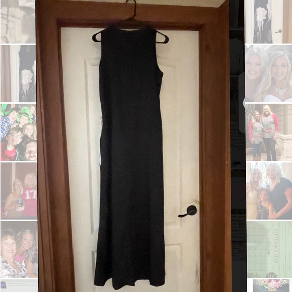 NEW w TAGS🖤Sexy & Comfy Long Black Dress - Guaranteed to look AMAZING - Picture 3 of 6
